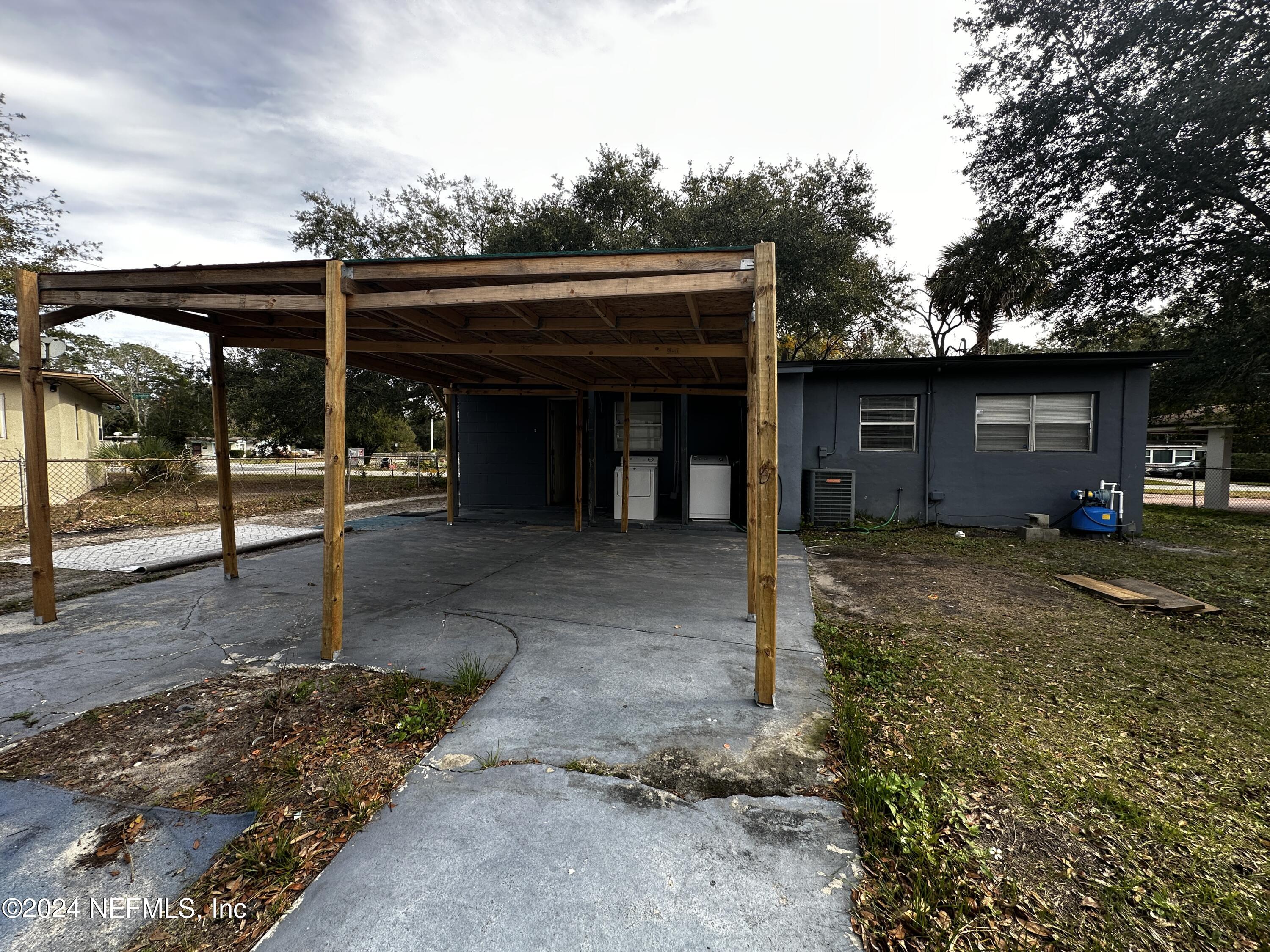5926 Carnation Road Jacksonville, FL 32209 - Photo 2 of 12 IMG_4910