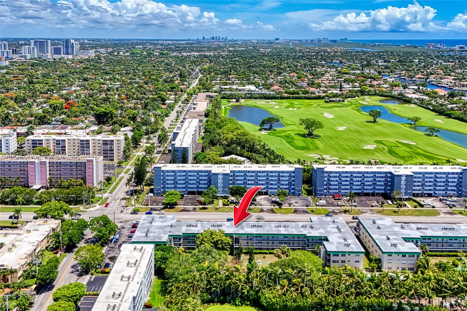 1420 Atlantic Shores Boulevard, Unit 340 Hallandale Beach, FL 33009 - Photo 30 of 33 a view of a city