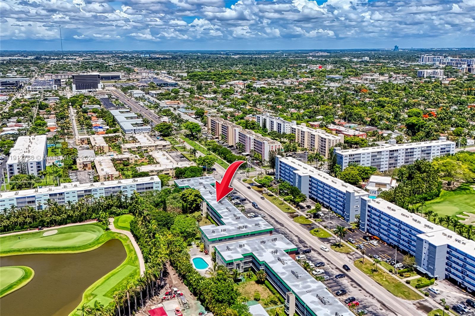 1420 Atlantic Shores Boulevard, Unit 340 Hallandale Beach, FL 33009 - Photo 31 of 33 an aerial view of a city