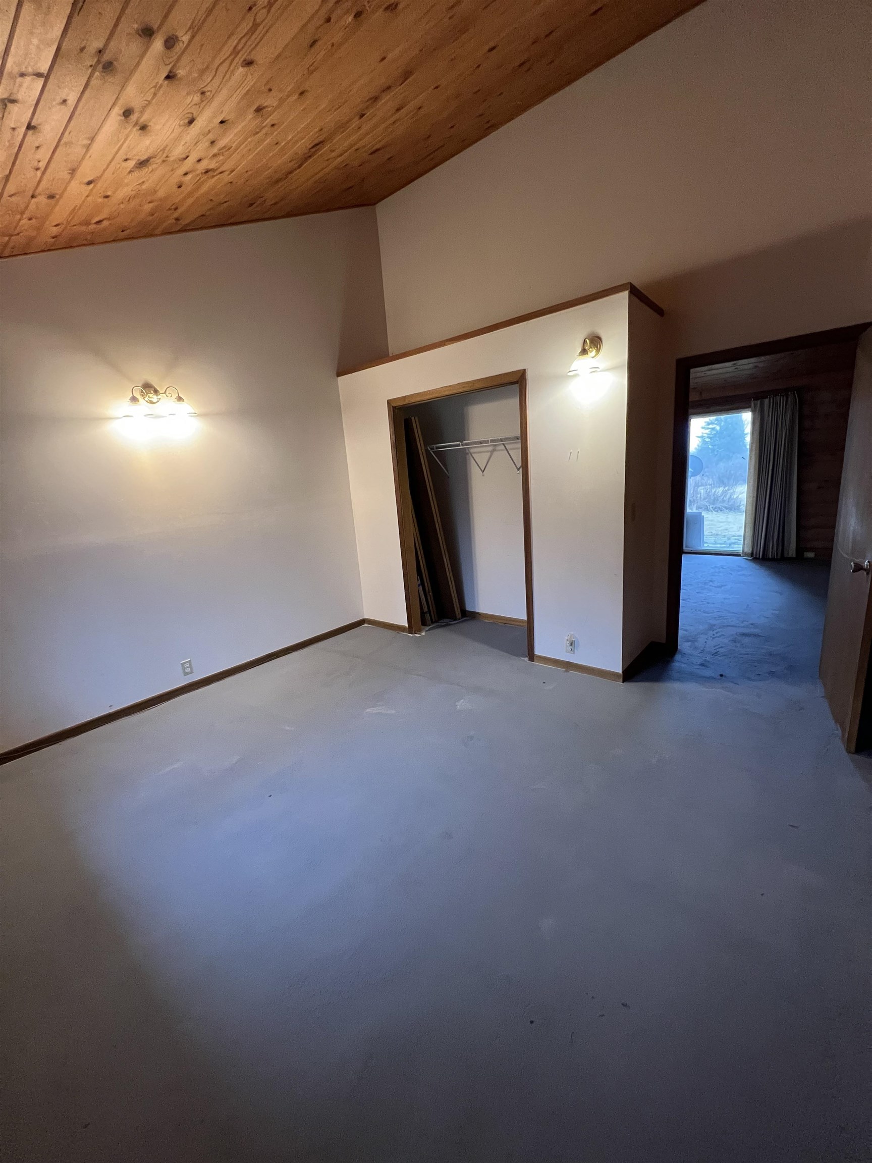 4928 County Road 6 Kettle River, MN 55757 - Photo 8 of 15 Bedroom