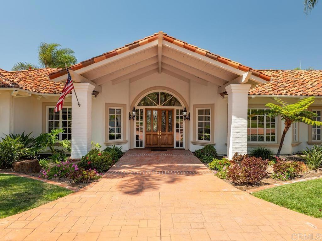18246 Via Ascenso Rancho Santa Fe, CA 92091 - Photo 14 of 59