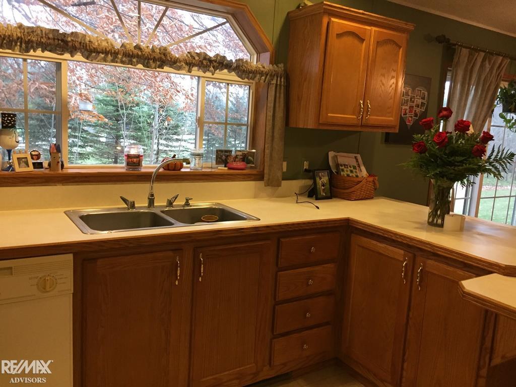8070 McKinley Road Algonac, MI 48001 - Photo 14 of 22 31308134-13.JPG