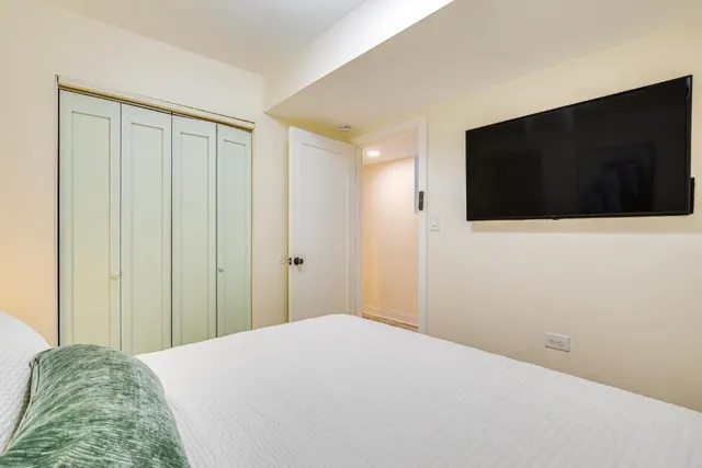 $2,400 | 4829 South Forrestville Avenue, Unit G, Chicago, IL 60615