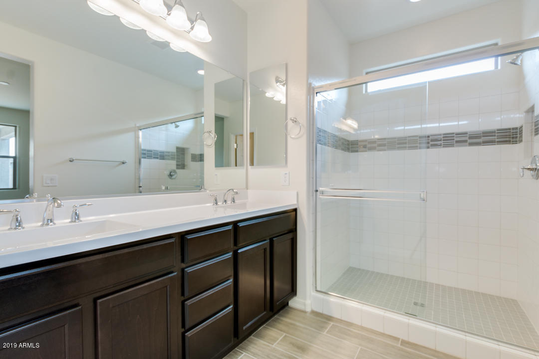 3247 West Carter Road Phoenix, AZ 85041 - Photo 20 of 32 Your New Home (20)