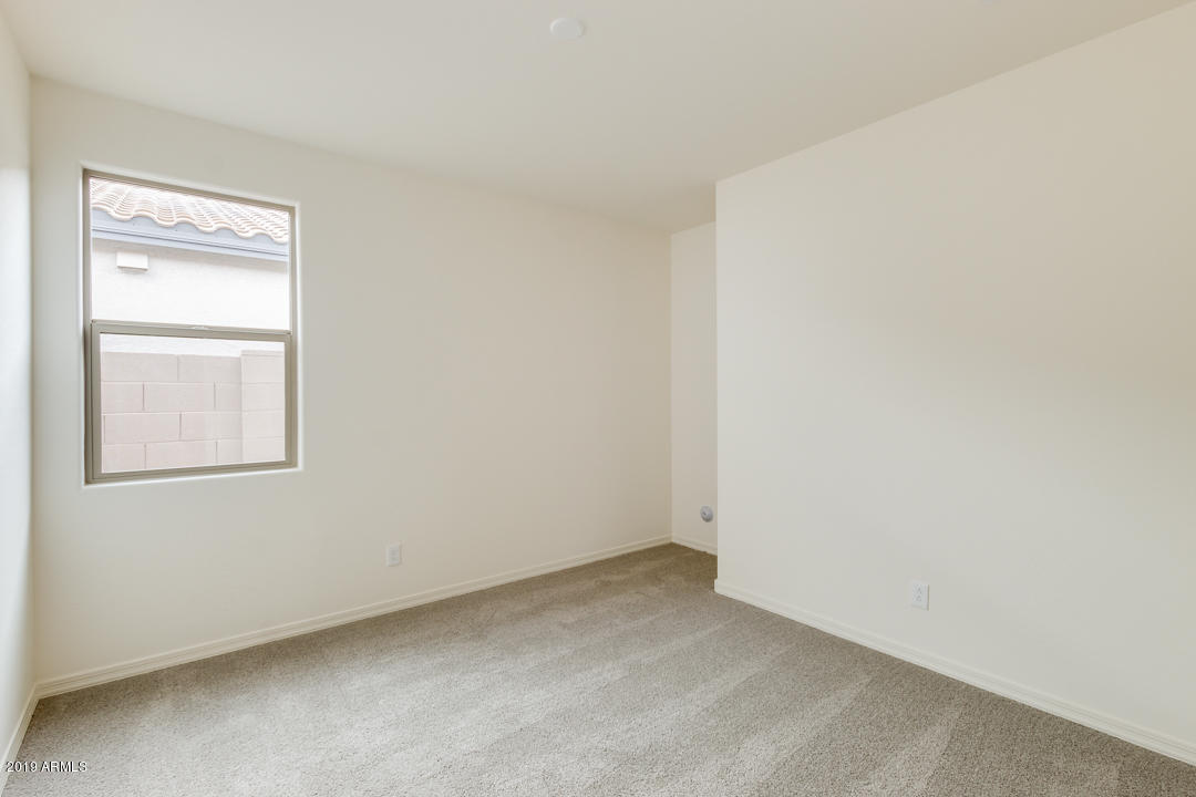 3247 West Carter Road Phoenix, AZ 85041 - Photo 22 of 32 Your New Home (22)