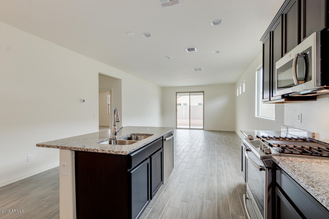3247 West Carter Road Phoenix, AZ 85041 - Photo 6 of 32 Your New Home (6)