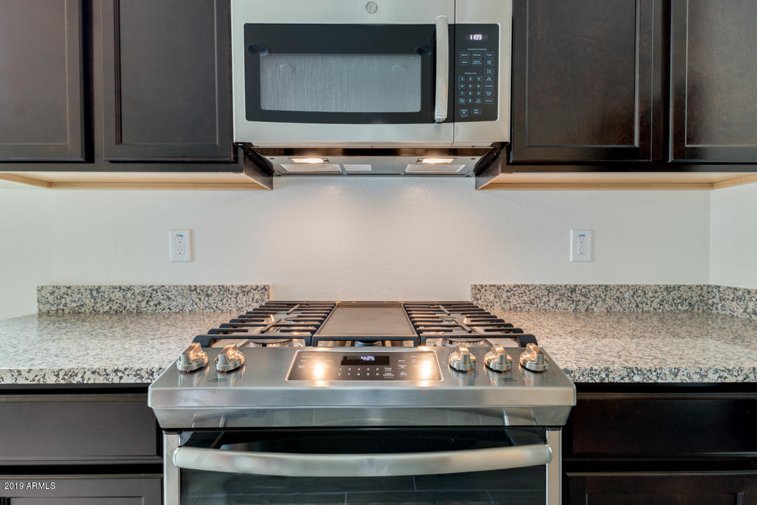3247 West Carter Road Phoenix, AZ 85041 - Photo 7 of 32 Your New Home (7)
