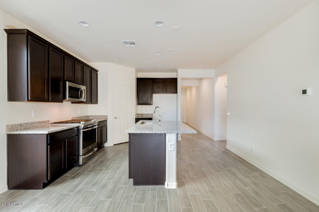 3247 West Carter Road Phoenix, AZ 85041 - Photo 9 of 32 Your New Home (9)