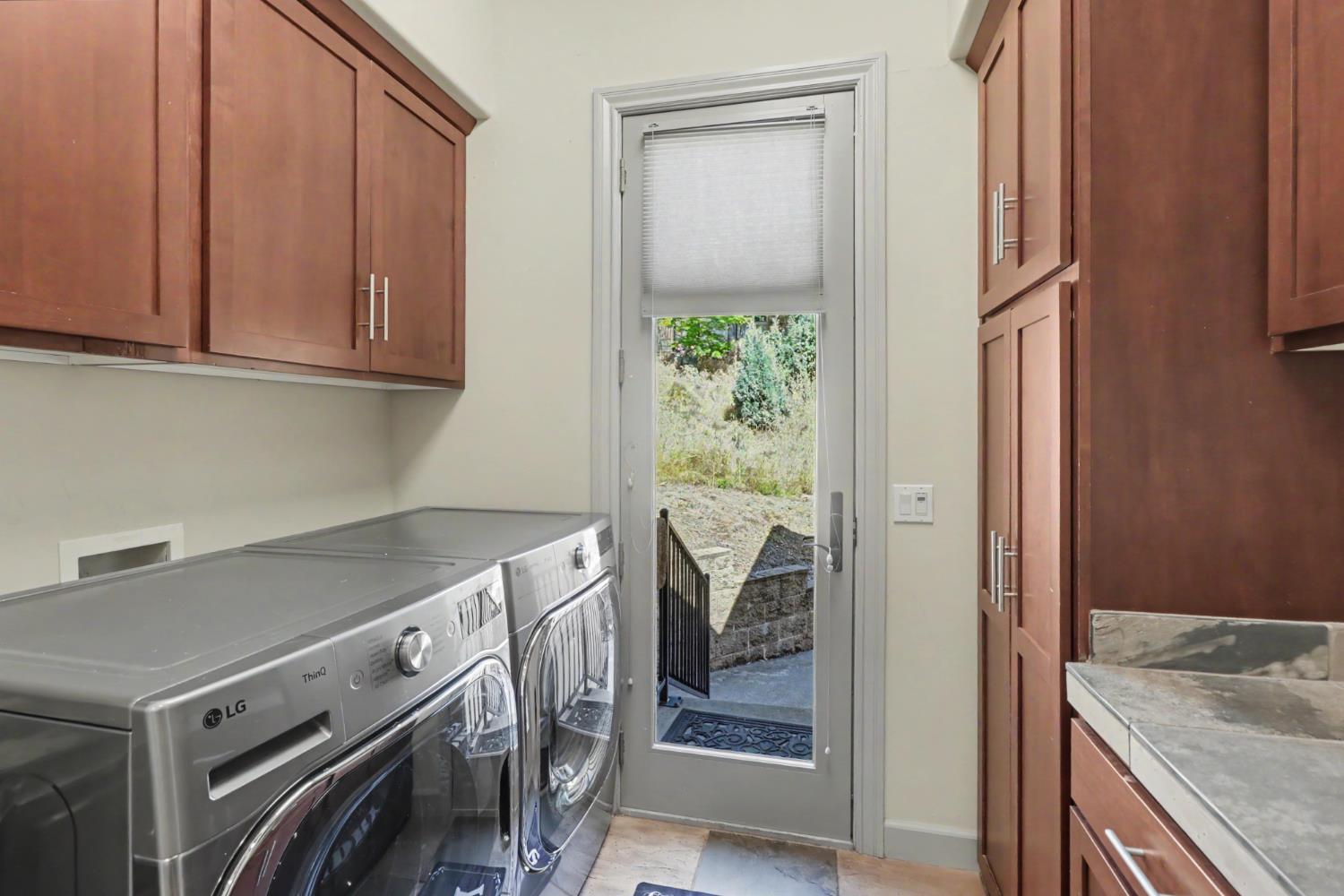 9537 Upper Valley Road Auburn, CA 95602 - Photo 38 of 61