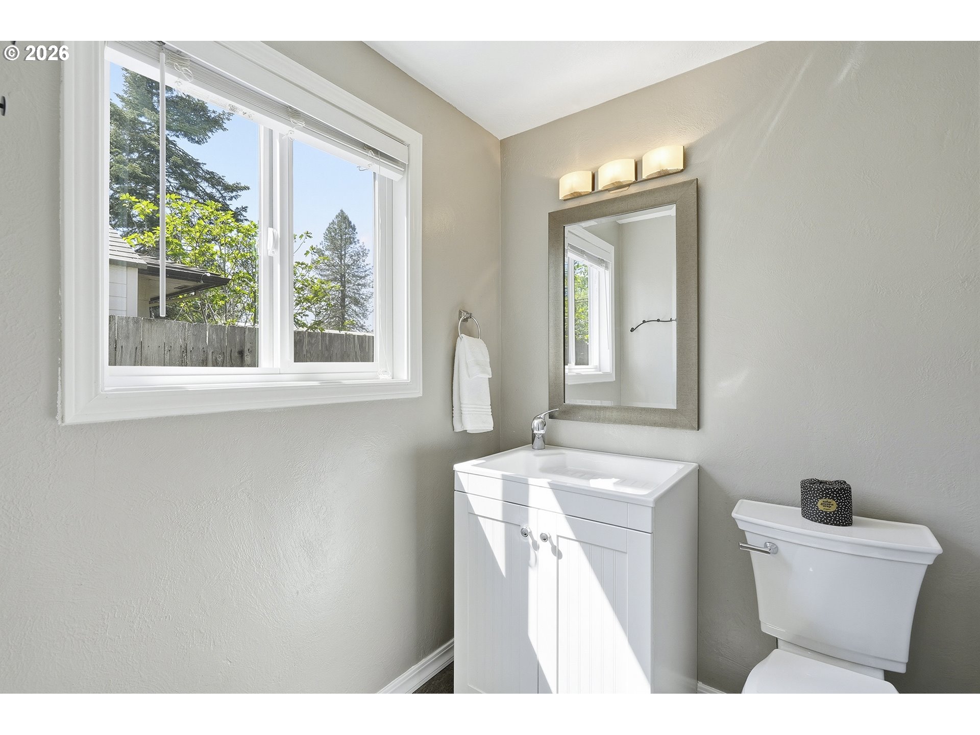 18825 Southwest Rosa Road Beaverton, OR 97078 - Photo 29 of 45