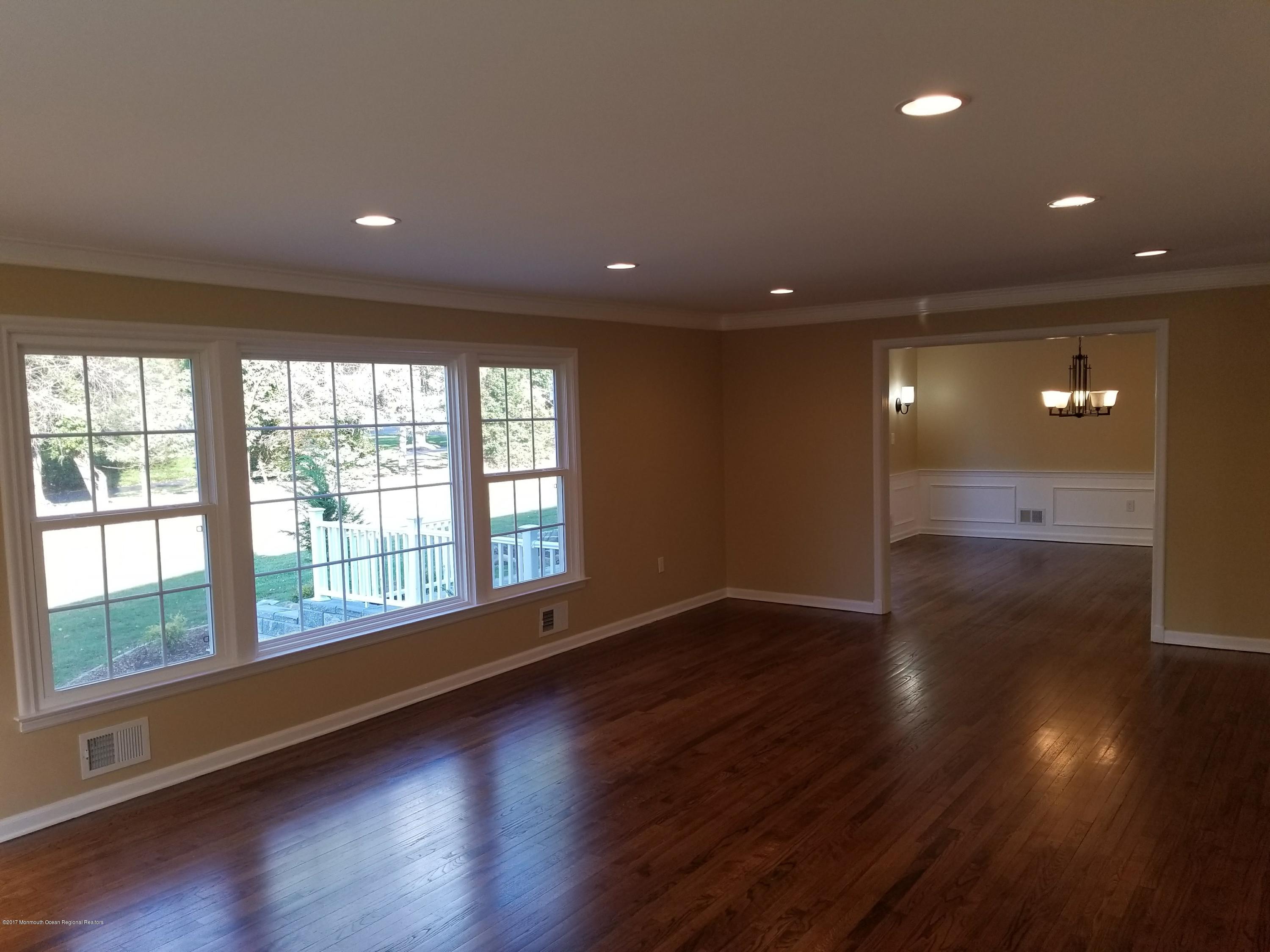 68 Tulip Lane Colts Neck, NJ 07722 - Photo 11 of 38 20171116_135514