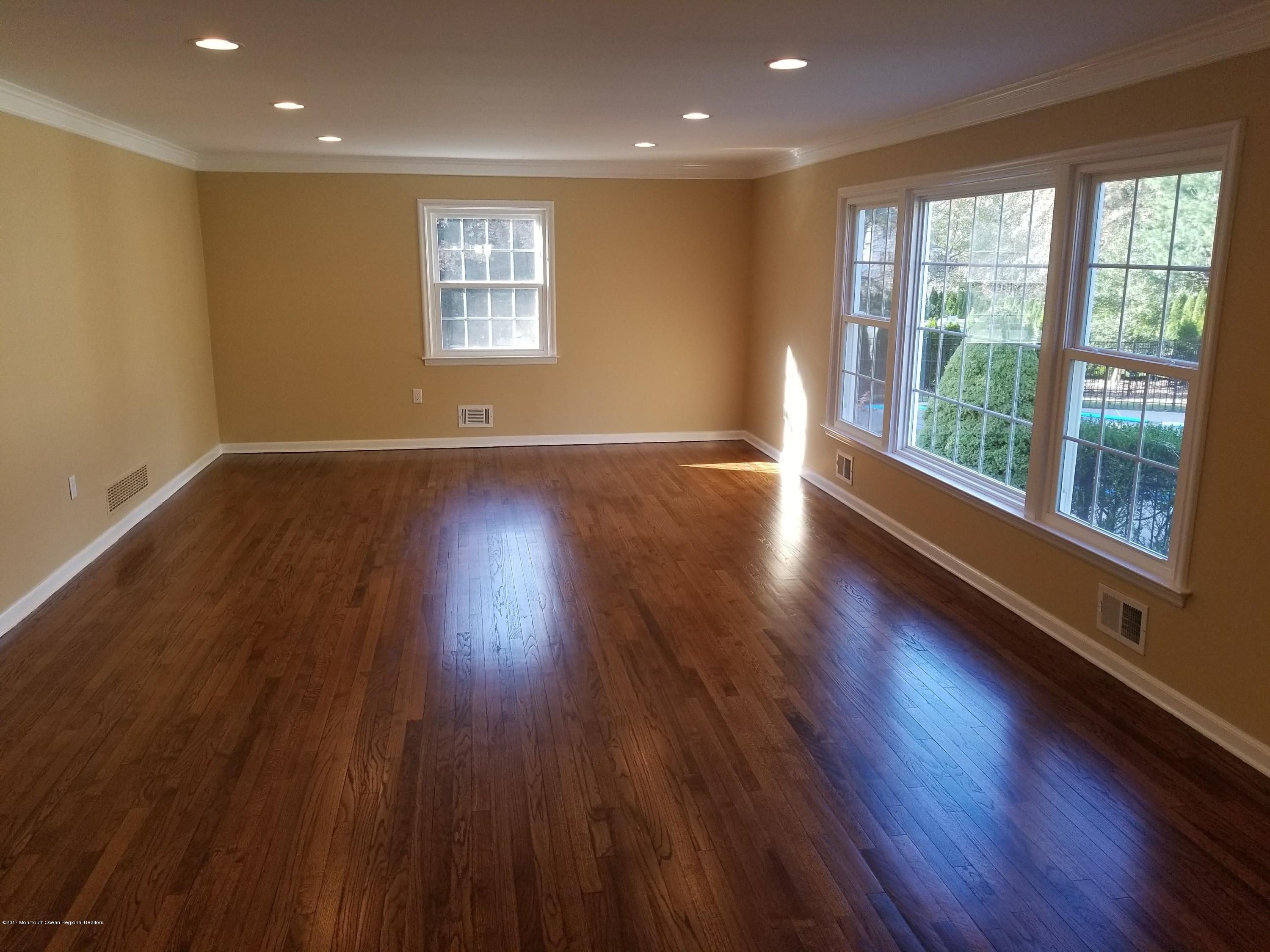 68 Tulip Lane Colts Neck, NJ 07722 - Photo 13 of 38 20171116_135451