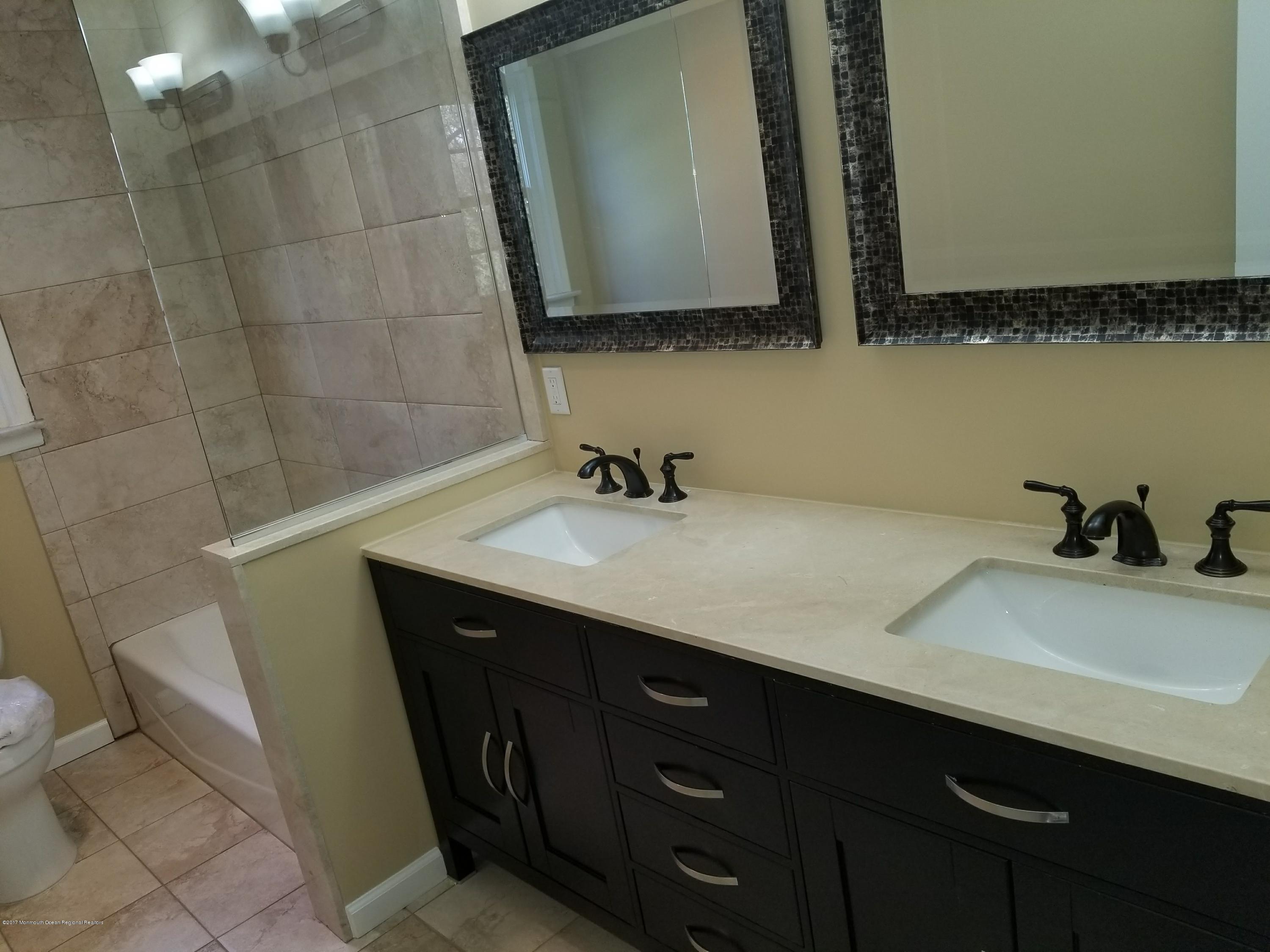 68 Tulip Lane Colts Neck, NJ 07722 - Photo 19 of 38 20171116_140221