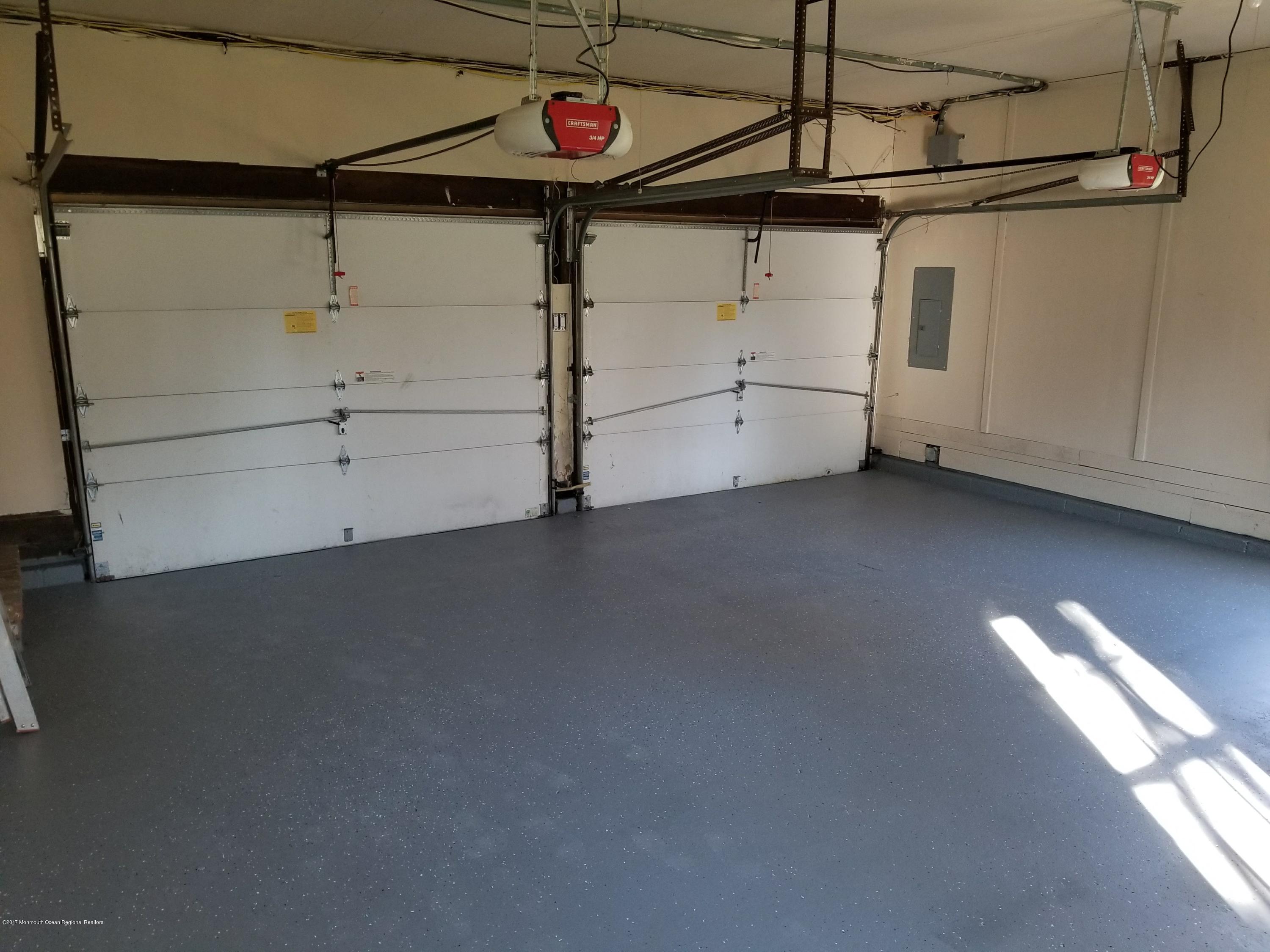 68 Tulip Lane Colts Neck, NJ 07722 - Photo 25 of 38 20171116_140729