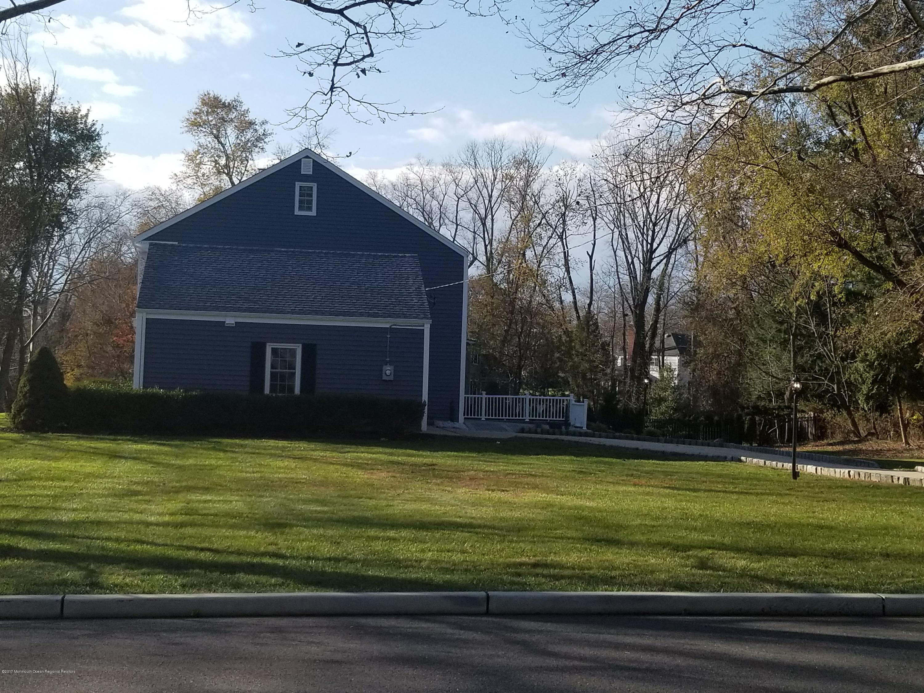 68 Tulip Lane Colts Neck, NJ 07722 - Photo 33 of 38 20171116_141458