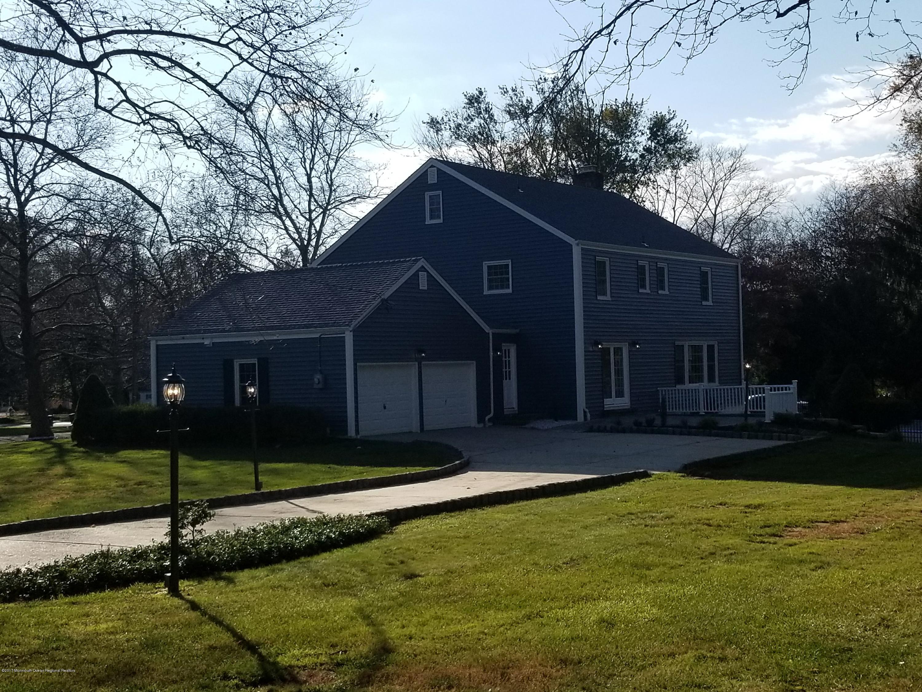 68 Tulip Lane Colts Neck, NJ 07722 - Photo 34 of 38 20171116_141431