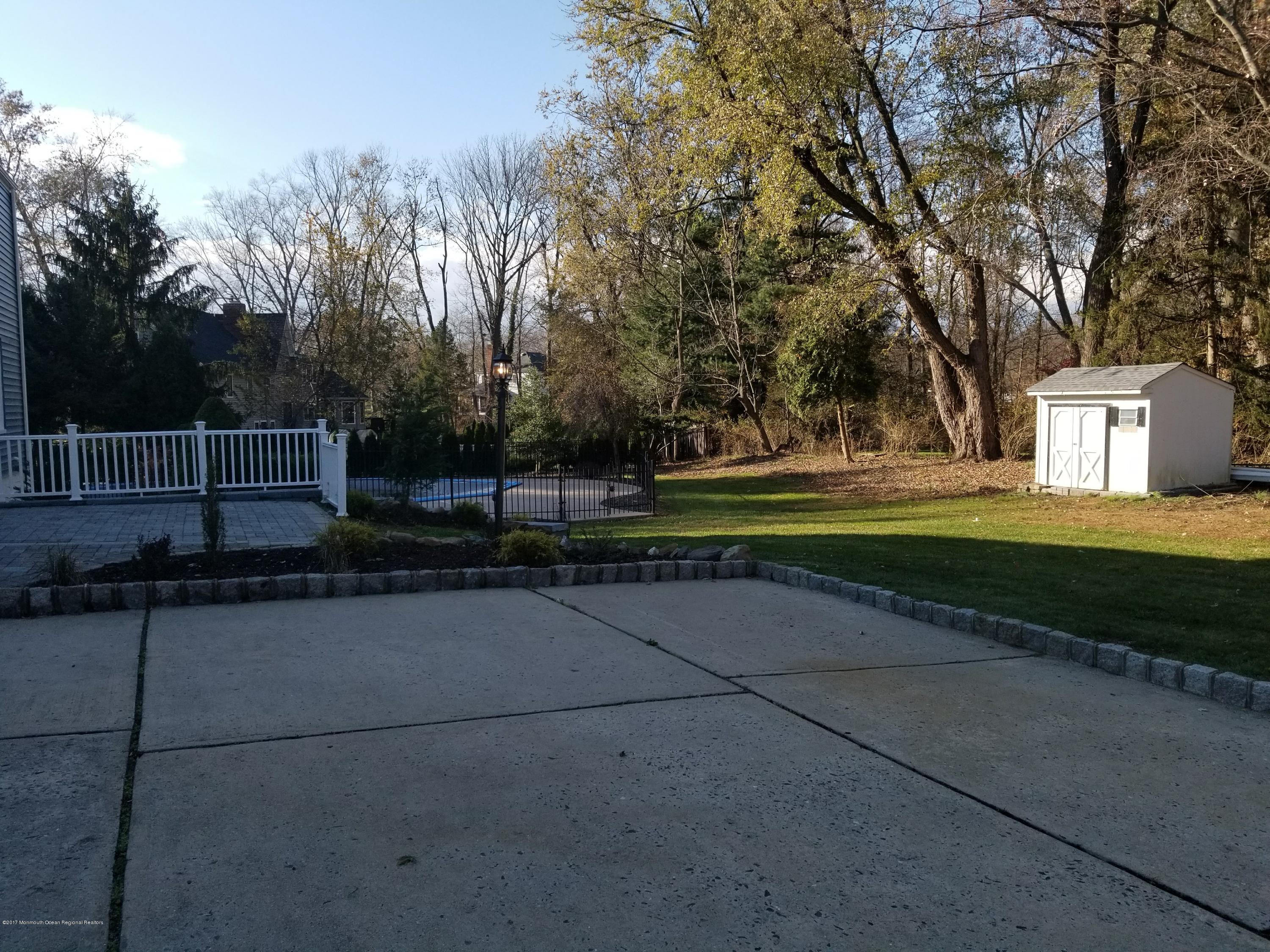 68 Tulip Lane Colts Neck, NJ 07722 - Photo 36 of 38 20171116_141343