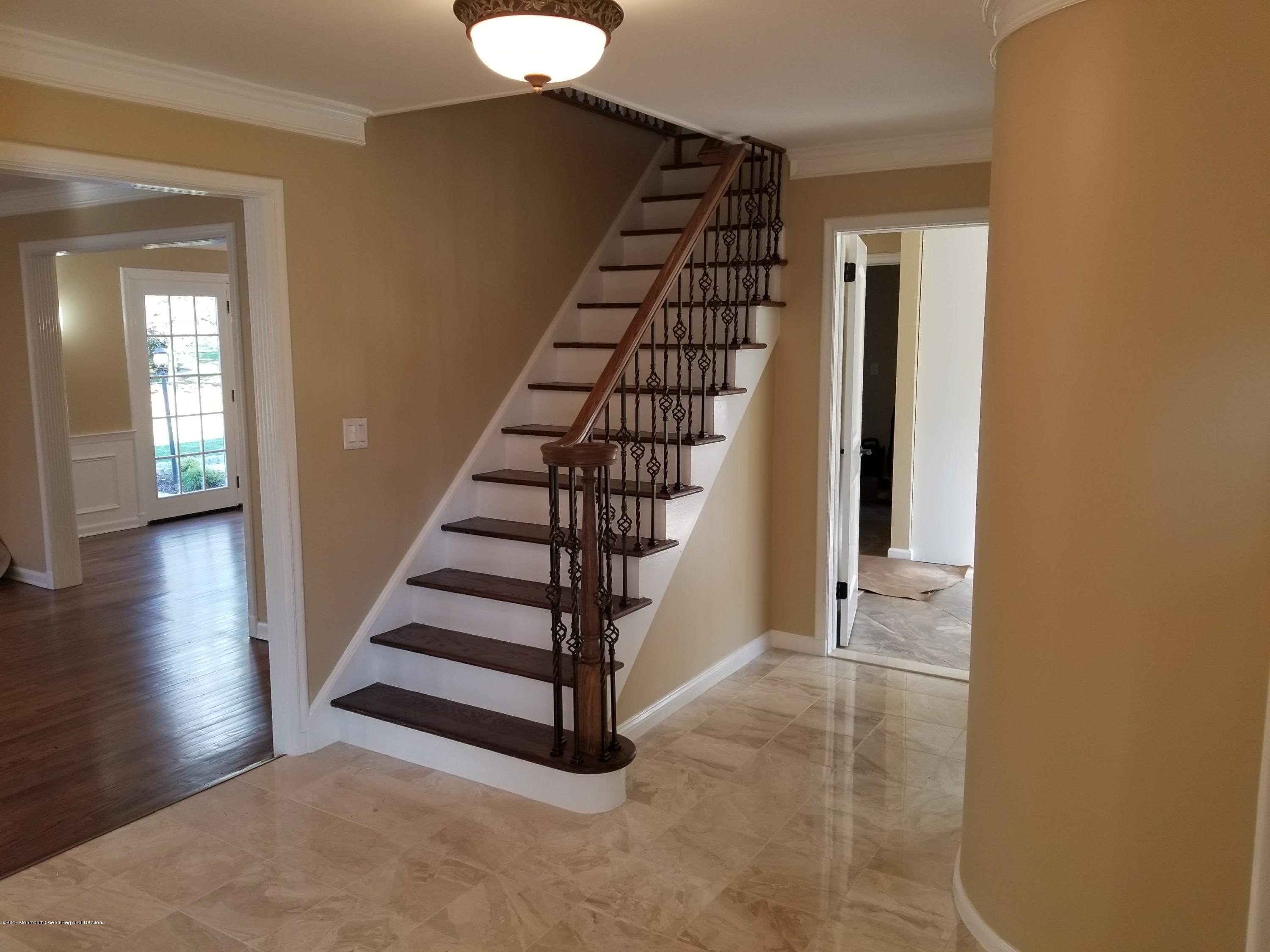 68 Tulip Lane Colts Neck, NJ 07722 - Photo 8 of 38 20171116_135911