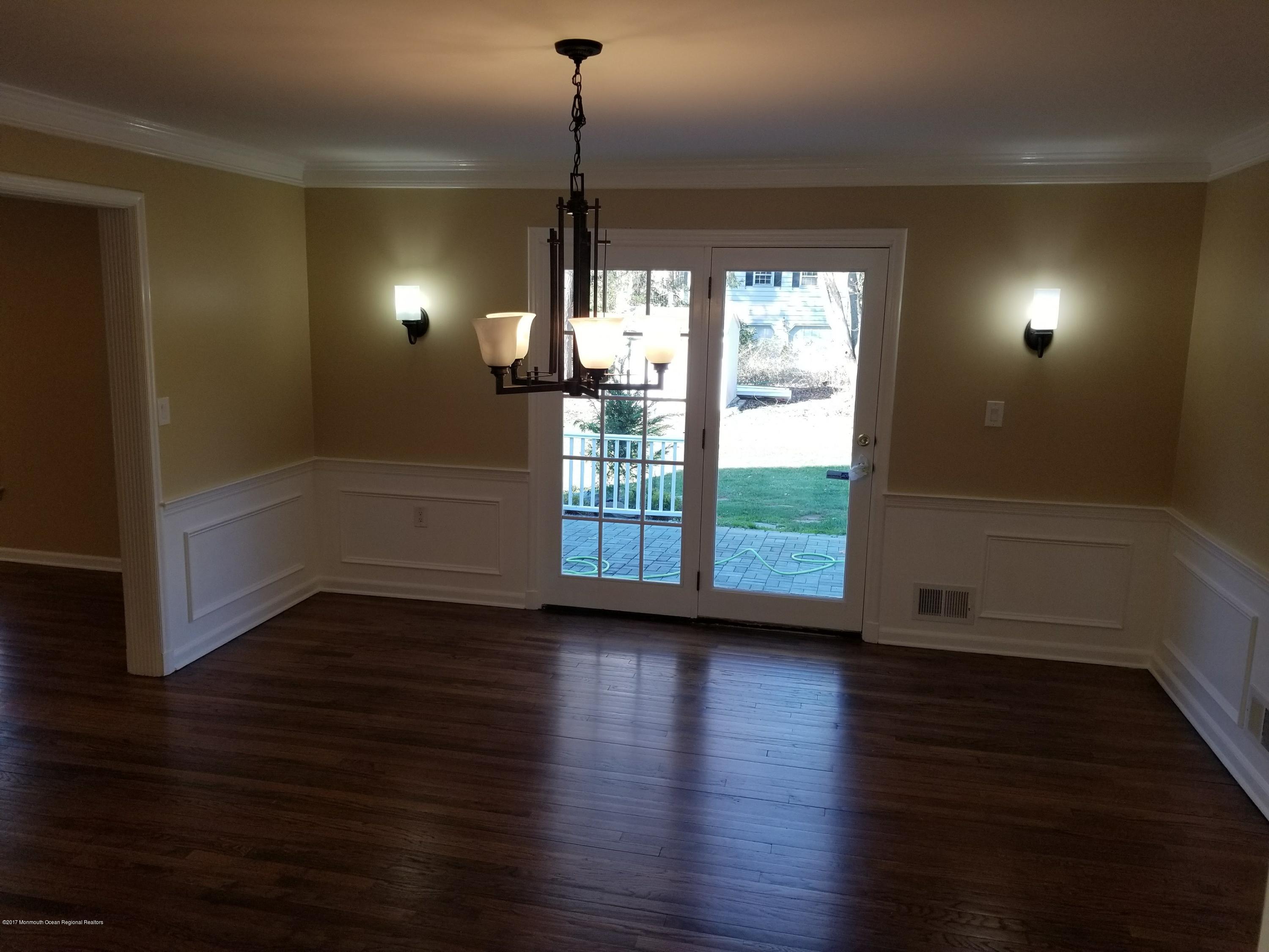 68 Tulip Lane Colts Neck, NJ 07722 - Photo 9 of 38 20171116_135540