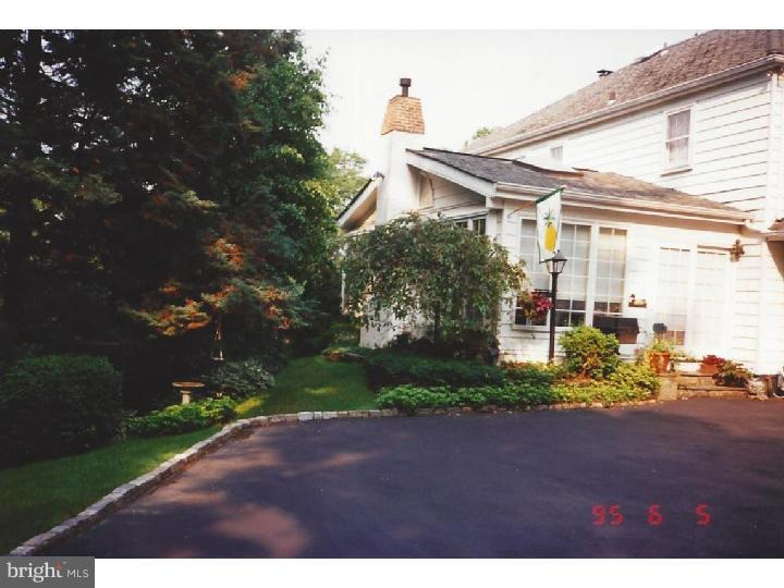 547 Oriole Road Villanova, PA 19085 - Photo 25 of 25 Exterior Back