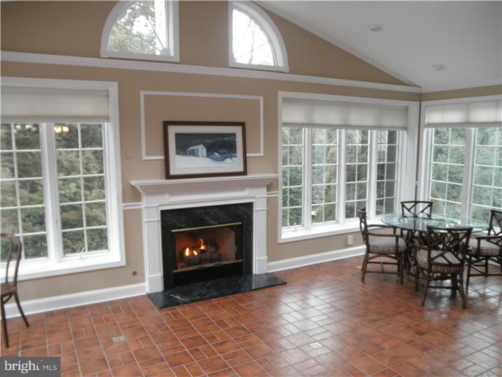 547 Oriole Road Villanova, PA 19085 - Photo 4 of 25 Sun Room