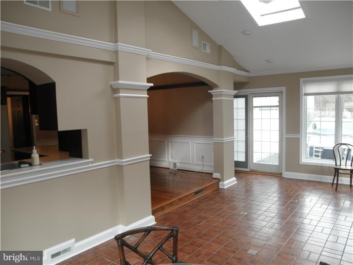 547 Oriole Road Villanova, PA 19085 - Photo 6 of 25 Sun Room