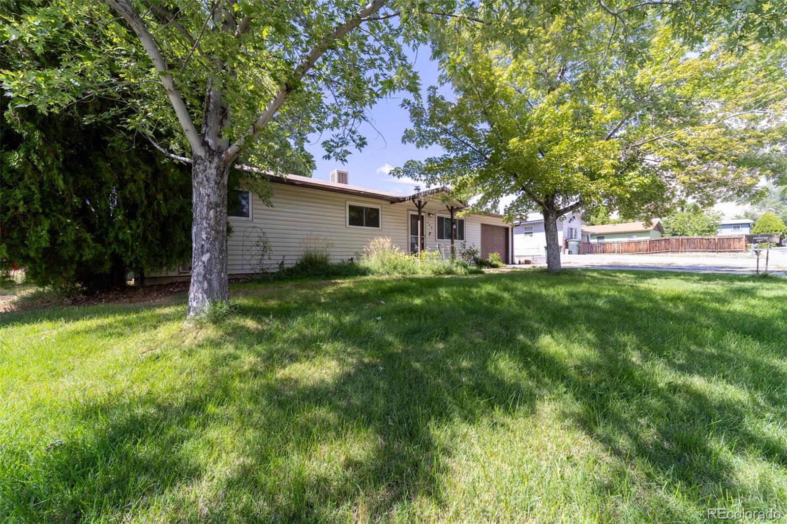 569 Princess Street Grand Junction, CO 81501 - Photo 3 of 20