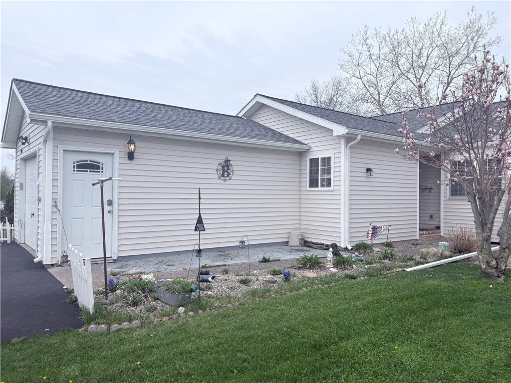 5740 Running Brook Road Farmington, NY 14425 - Photo 23 of 25 Front