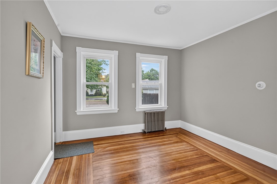 91 Ash Street Warwick, RI 02888 - Photo 12 of 49