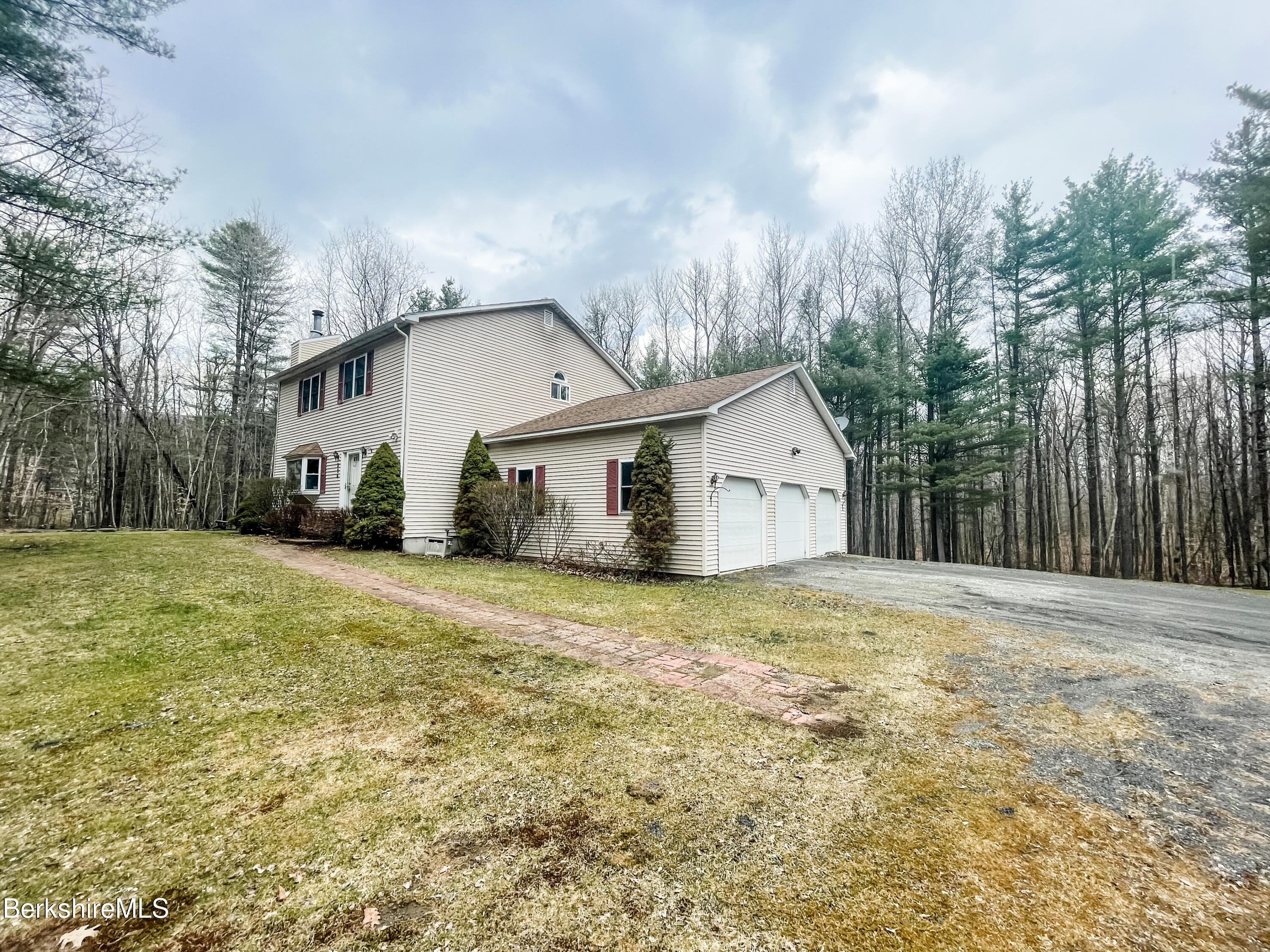226 Bailey Road Lanesborough, MA 01237 - Photo 39 of 39 IMG_9514