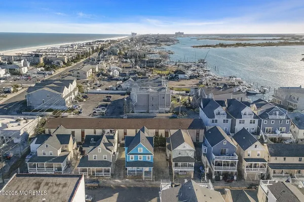 $5,900 | 6 Center Street, Sea Bright, NJ 07760
