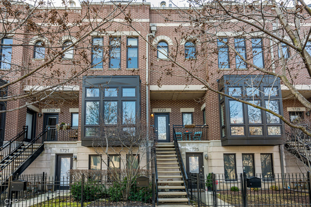 1723 West George Street Chicago, IL 60657 - Photo 1 of 22