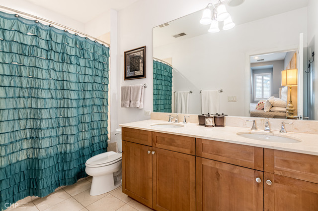1723 West George Street Chicago, IL 60657 - Photo 16 of 22
