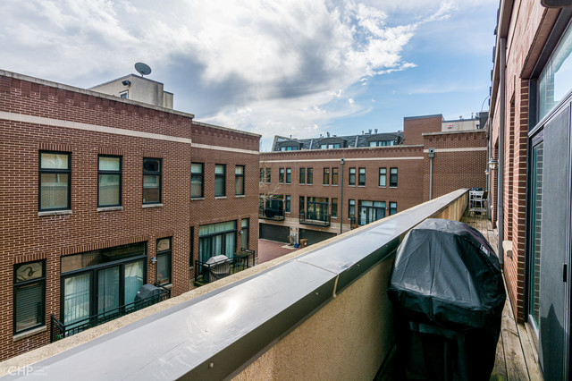 1723 West George Street Chicago, IL 60657 - Photo 18 of 22