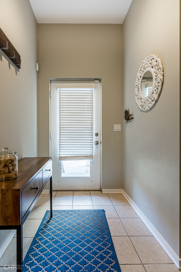 1723 West George Street Chicago, IL 60657 - Photo 19 of 22