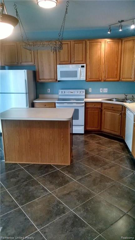 516 Cherry Orchard Road Canton, MI 48188 - Photo 7 of 20