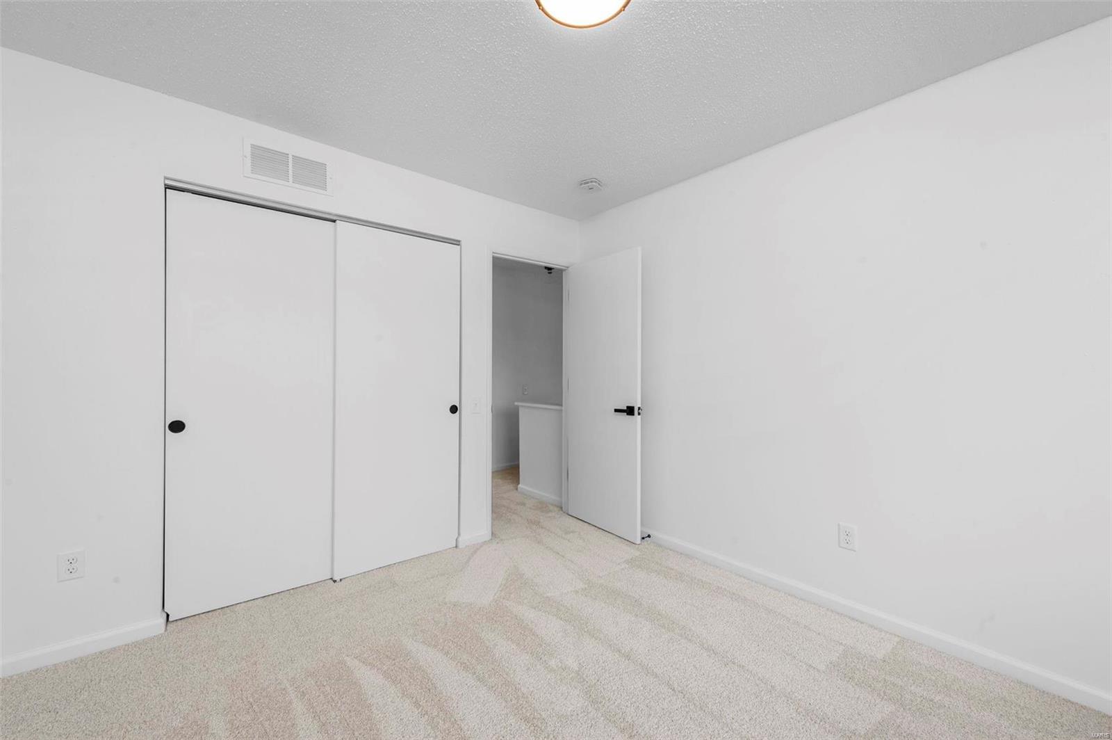 963 Silversprings Lane Manchester, MO 63021 - Photo 15 of 27