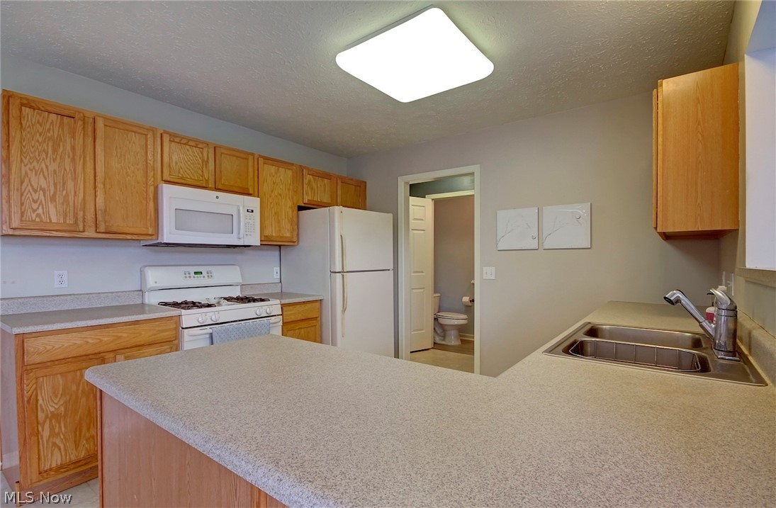 225 Sandstone Ridge Way Berea, OH 44017 - Photo 11 of 33 Gallery Image 11
