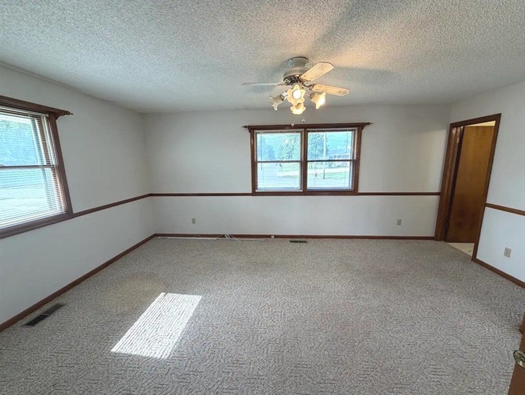 1201 Ridgeway Road Macon, MO 63552 - Photo 14 of 43 Gallery Image 14