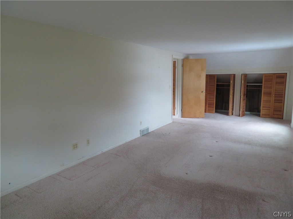 414 Quentin Road Utica, NY 13502 - Photo 14 of 15