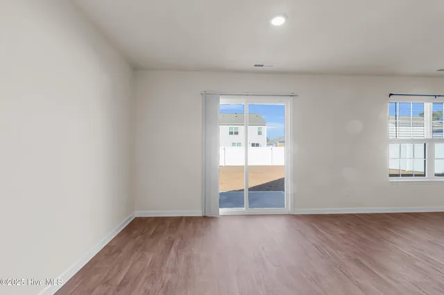 $2,500 | 4111 Ocracoke Court, New Bern, NC 28560