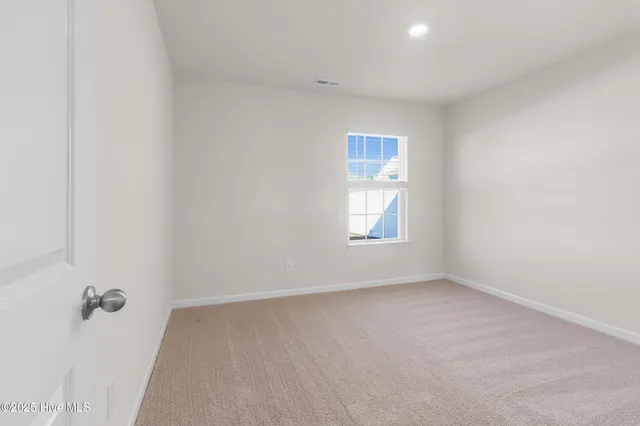 $2,500 | 4111 Ocracoke Court, New Bern, NC 28560