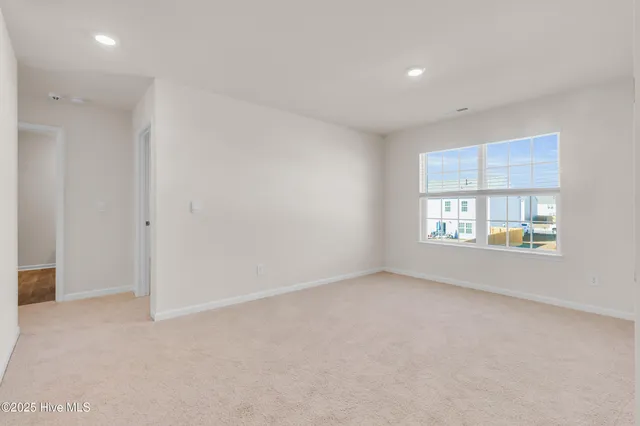 $2,500 | 4111 Ocracoke Court, New Bern, NC 28560