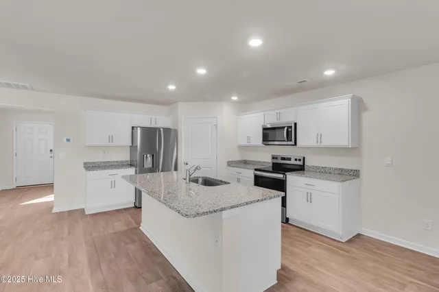 $2,500 | 4111 Ocracoke Court, New Bern, NC 28560