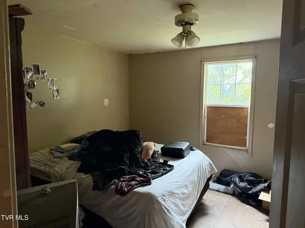 $82,000 | 3201 Third Avenue, St. Paul, VA 24283