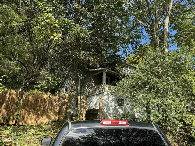 $83,000 | 3201 Third Avenue, St. Paul, VA 24283