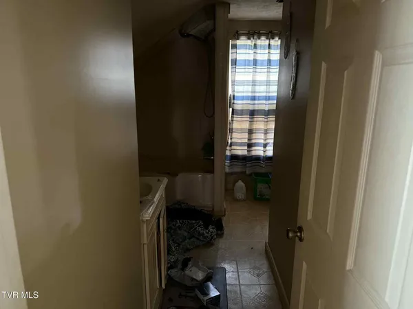 $82,000 | 3201 Third Avenue, St. Paul, VA 24283