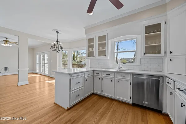$359,900 | 705 Kempton Drive, Greenville, NC 27834