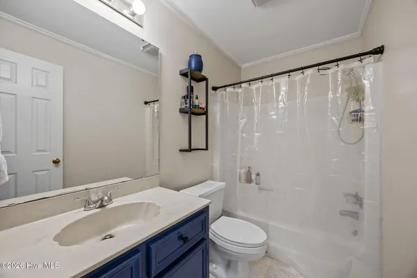 $359,900 | 705 Kempton Drive, Greenville, NC 27834