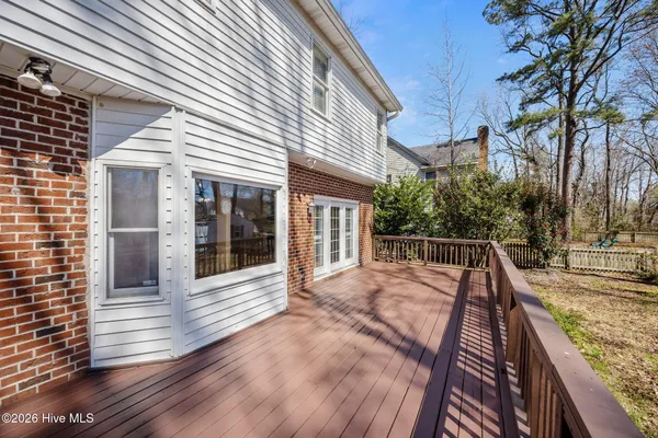 $359,900 | 705 Kempton Drive, Greenville, NC 27834